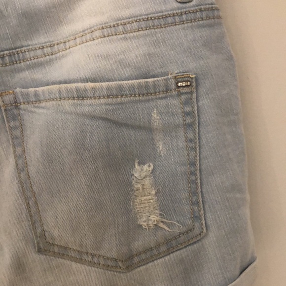 Blue shorts - Picture 3 of 6